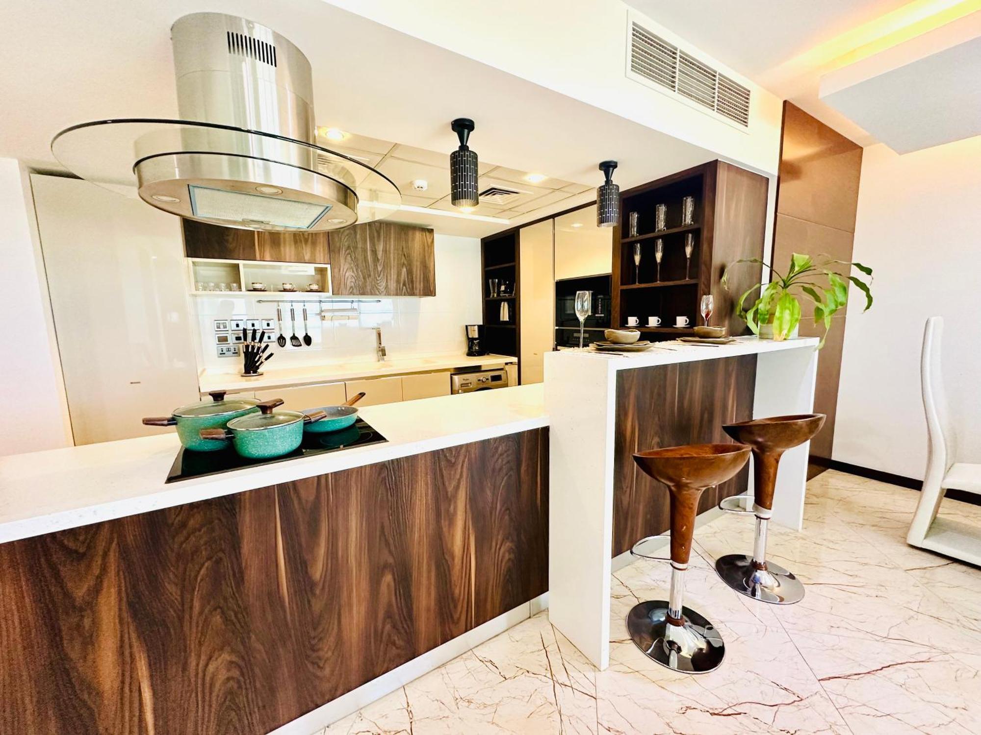 Saxophone Suites Al-Al-Muharraq Eksteriør billede
