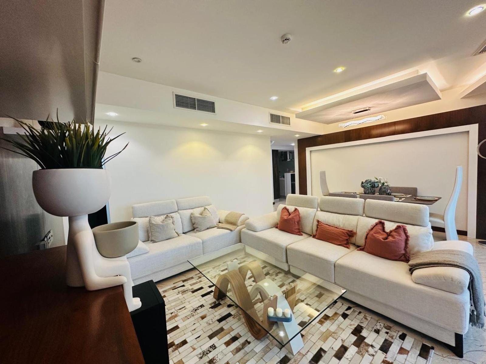 Saxophone Suites Al-Al-Muharraq Eksteriør billede